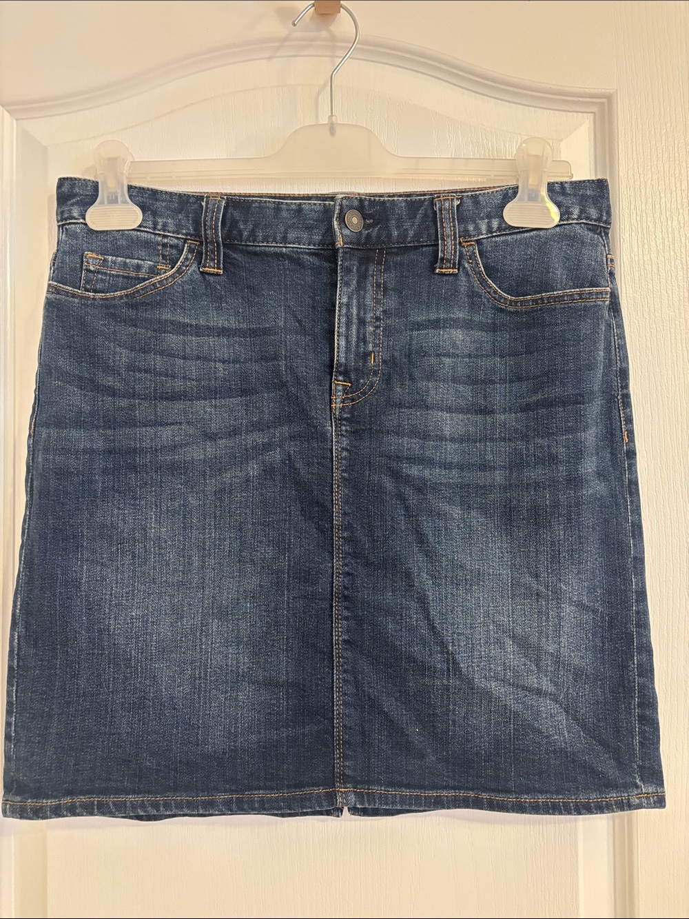 Tommy Hilfiger Denim Skirt - Size 8